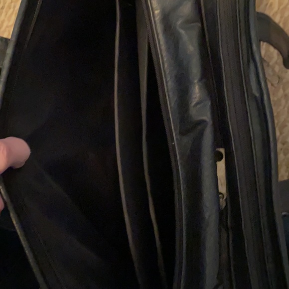 Leather brief case - Picture 11 of 12